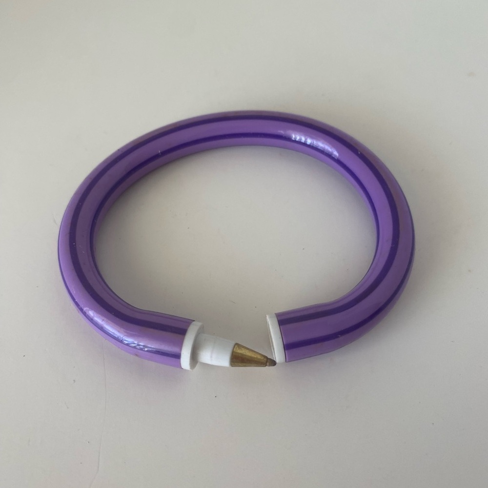 Vintage Avon wrist, rider bracelet, purple, NIB - Picture 4 of 4